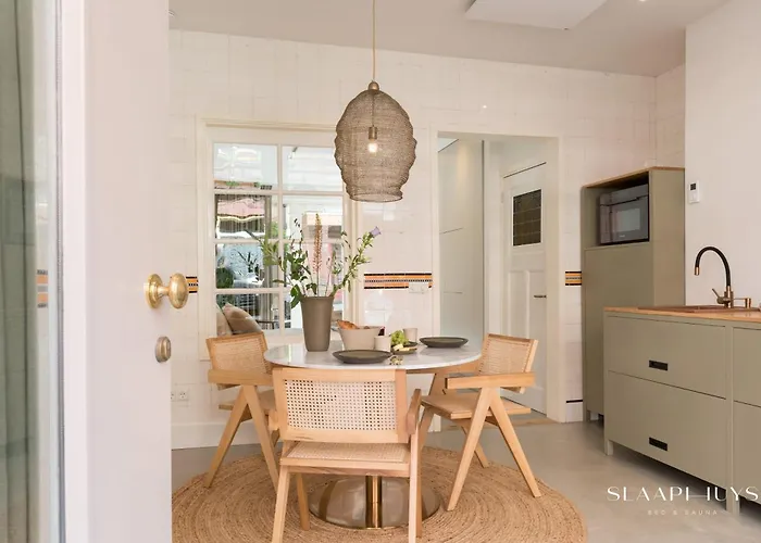 アパート Slaaphuys Bed & Sauna アルクマール