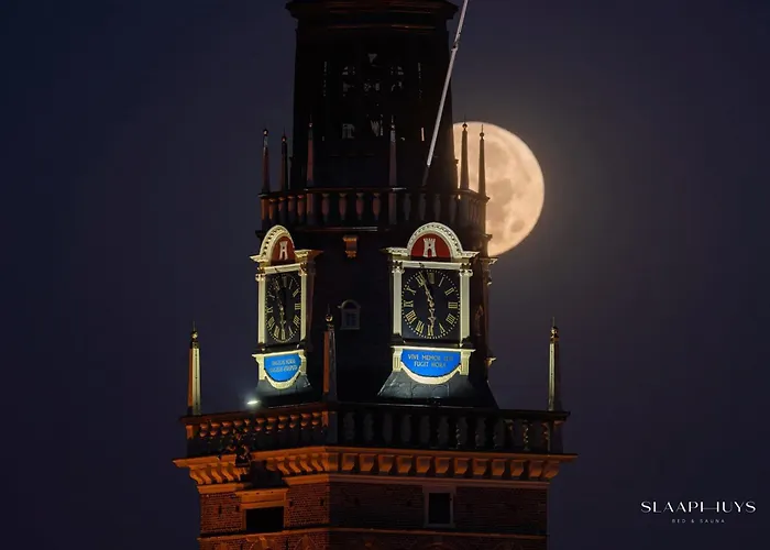 Slaaphuys Bed & Sauna アパート